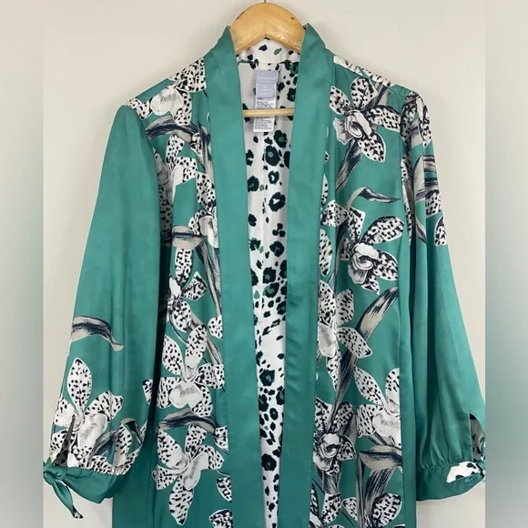 Chicos Reversible Floral To Animal-Print Duster Jacket size size 2 (12-14) - Picture 5 of 14